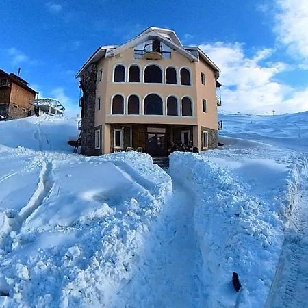 Hotel Seven Гудаури Экстерьер фото
